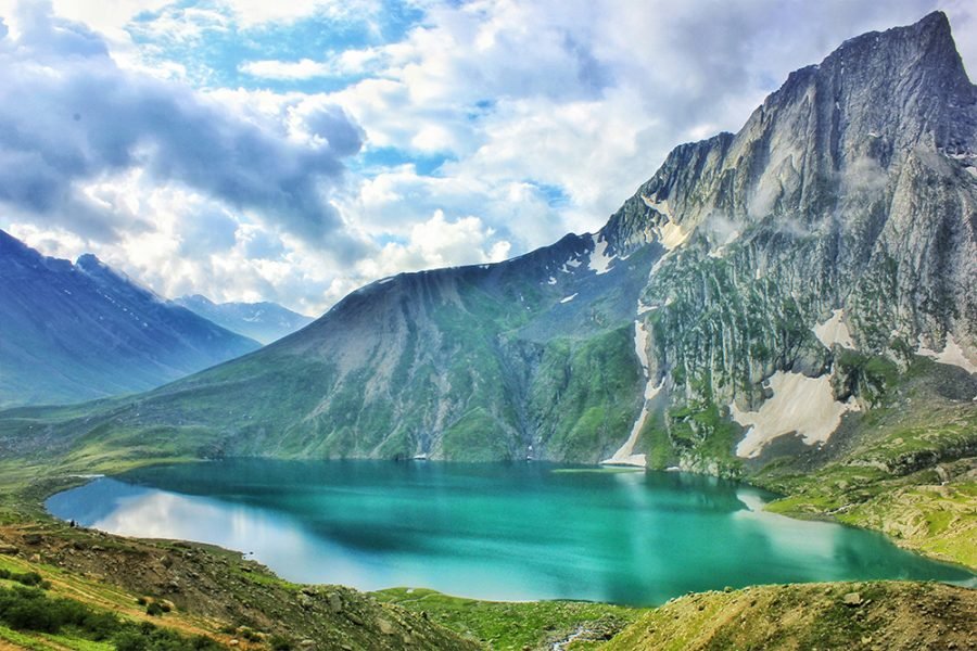 HEAVEN ON EARTH – EXCLUSIVE KASHMIR 4 Nights / 5 Days